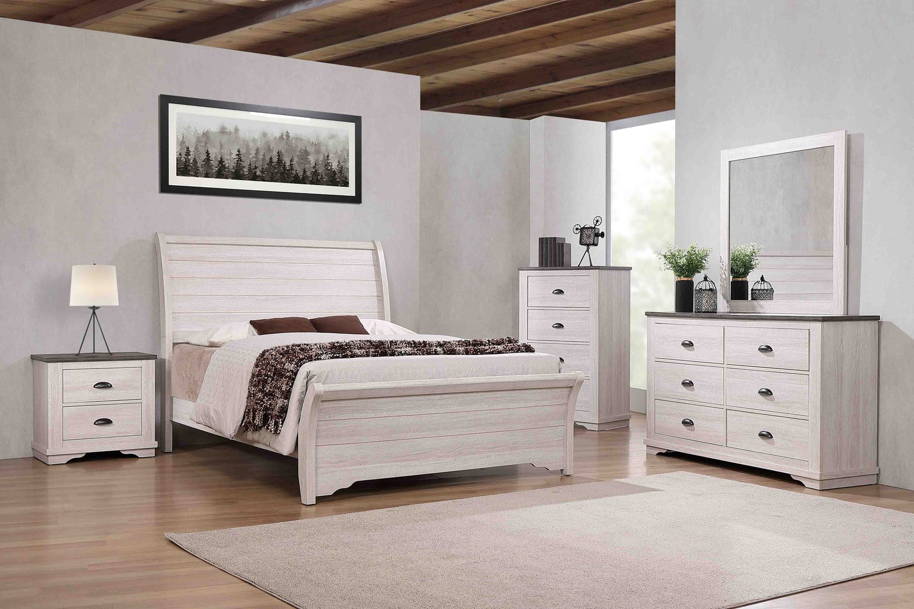 CM8130 Coralee White King or Queen Bedroom Group